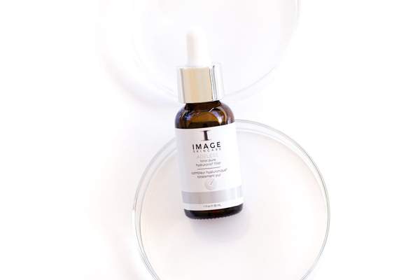 AGELESS total pure hyaluronic filler