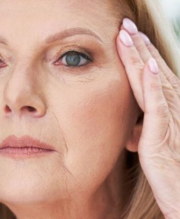 Resurfacing-Facials-for-Anti-Aging-What-You-Need-to-Know-810x480